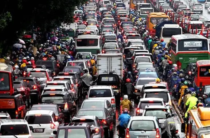 menyambut tahun baru 2025 di jakarta